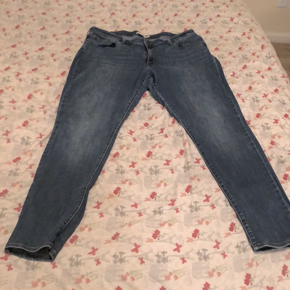 Levi’s medium blue denim jeans